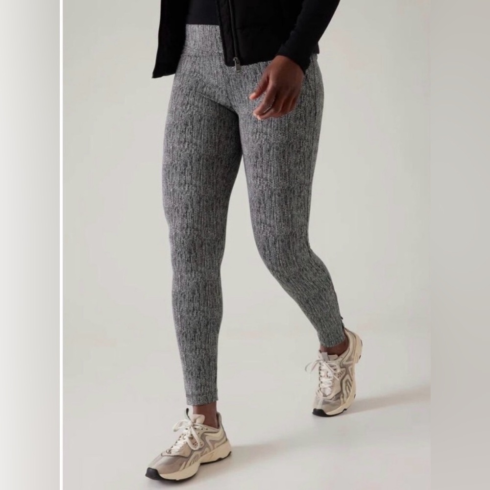 Athleta Delaney Textured‎ Moto Tight Black and White Leggings Herringbone Small